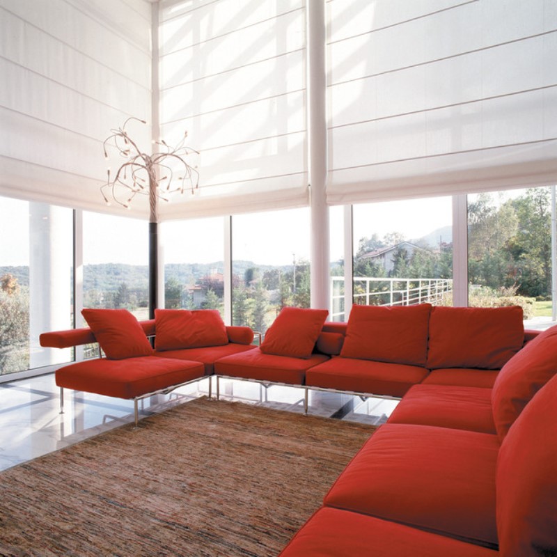 sofas y techo combinads con las persianas y estores